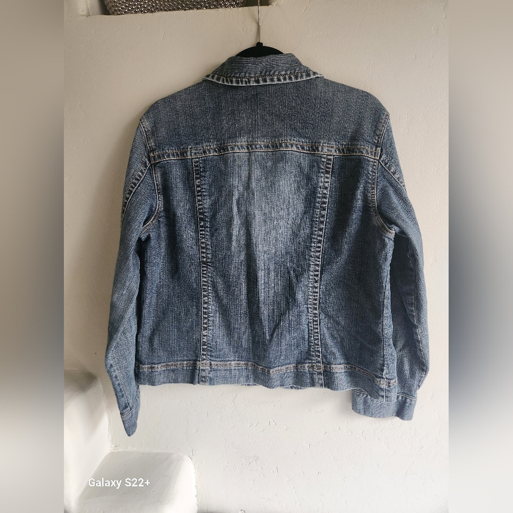 Chico's Blue Jean Jacket Classic Trucker Style - Picture 2 of 12